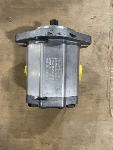 New Sauer Danfoss Hydraulic Pump 111.20.138.00 | eBay
