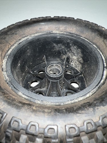 Duratrax Speedtreads Shootout MT 1/10 Monster Truck Tires 12mm (Damaged)