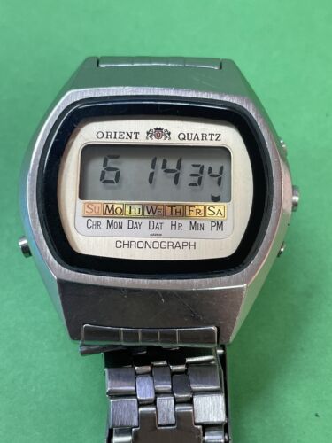 Vintage ORIENT G611107-40 LP Quartz Digital Chronograph Vintage ORIENT G611107-40 LP Quartz Digital Chronograph