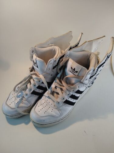 RARE! adidas x Jeremy Scott Pixel Wings 2.0 (G95769) US Size RARE! adidas x Jeremy Scott Pixel Wings 2.0 (G95769) US Size