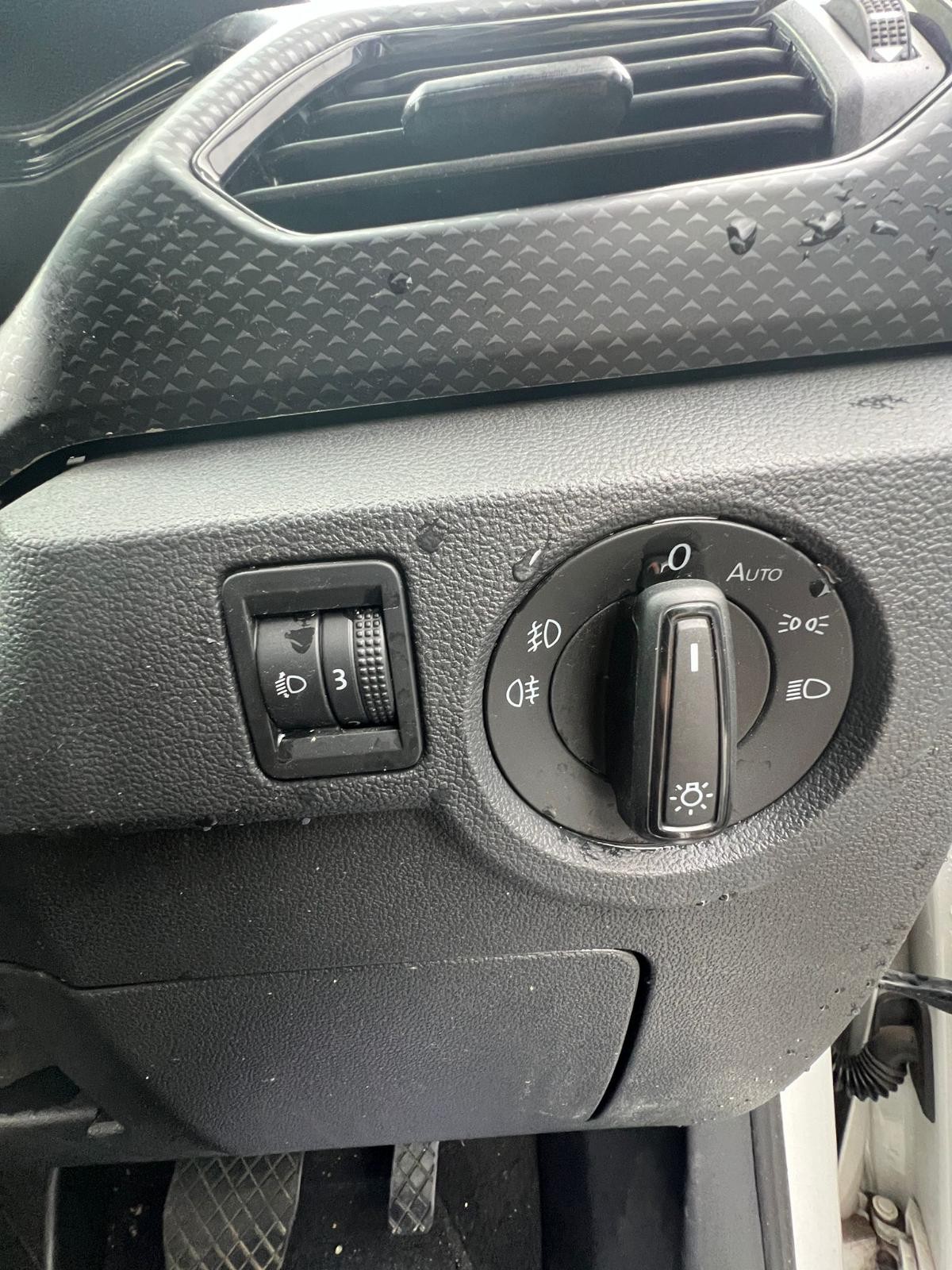 VOLKSWAGEN T-CROSS C1 01/2020-2025 CENTRE CONSOLE - thumbnail 9