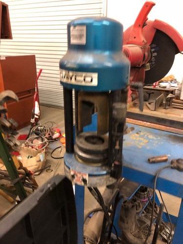 Dayco D165 Hydraulic Hose Crimper Machine, Pump7 Dies Mobile Chip Saw Cart
