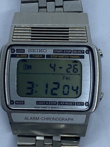Vintage SEIKO A259-5030A Digital LCD Alarm Chronograph Quartz
