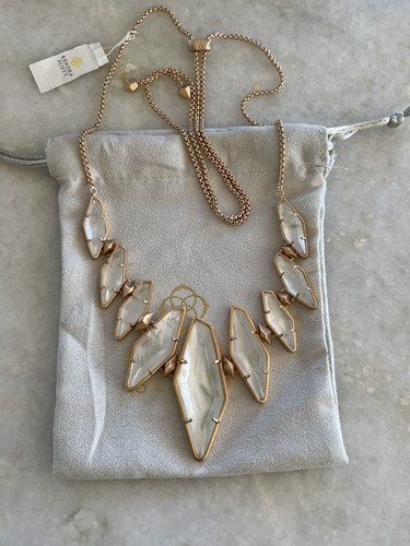 ネックレス・ペンダント MONIES SS25 LYSEA NECKLACE (M1 5 LEATHER) Monies Lysea Necklace Accessories In Black | ModeSens