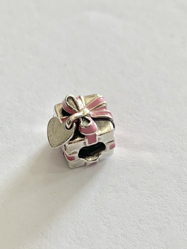 Pandora Pink Wrapped With Love Present Charm