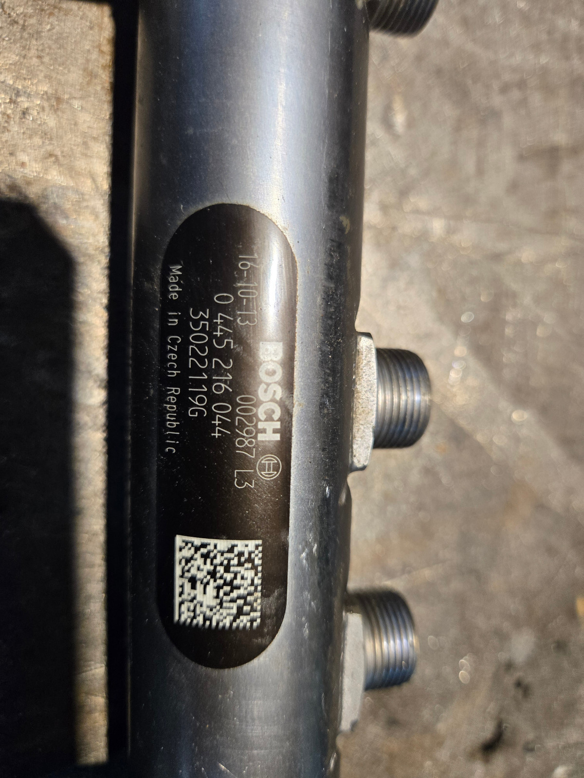 2014-2019 3.0L EcoDiesel FUEL RAILS 0445216050 0445216044 0281006209 - Picture 4 of 6