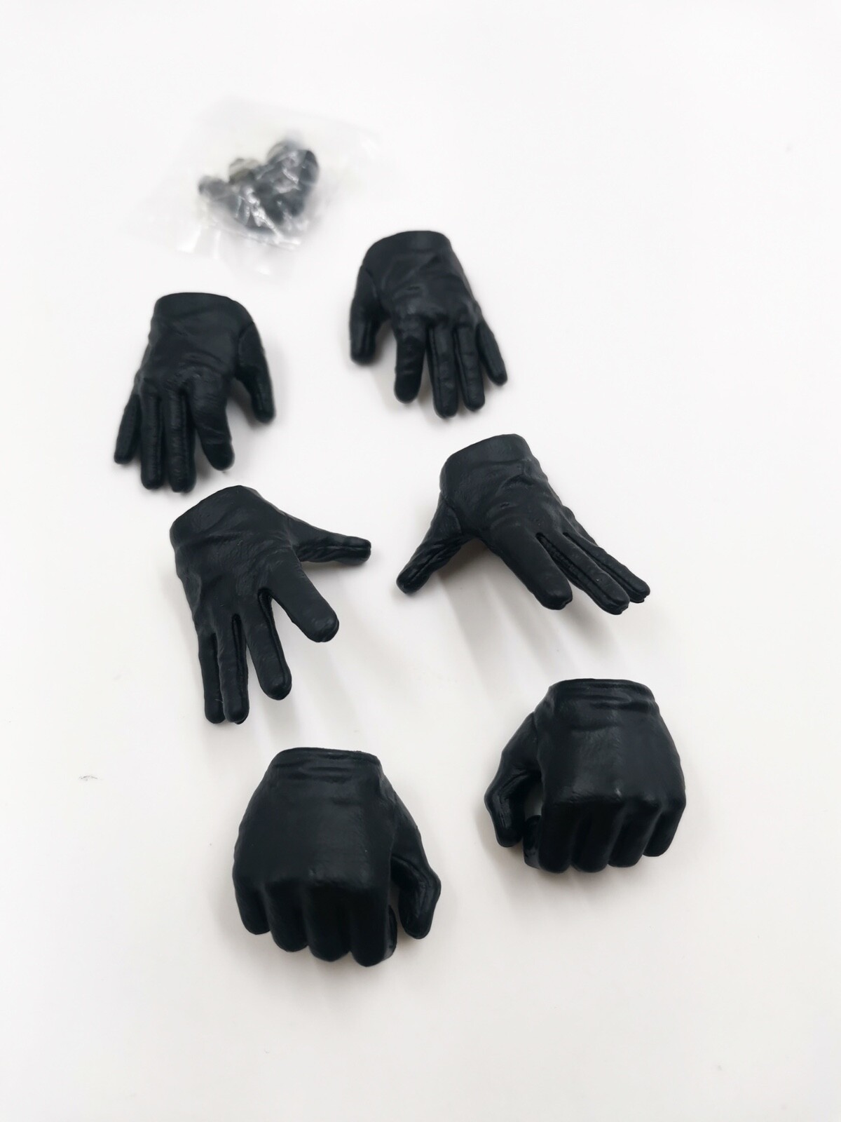 HT Hands Accessories Hot Toys Dx18 Solo: A Star Wars Story 1 HT Hands Accessories Hot Toys Dx18 Solo: A Star Wars Story 1