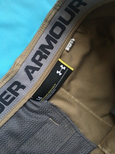 5 Pc LOT NIKE GOLF, UNDER ARMOUR YOUTH BOYS POLOS AND SHORTS