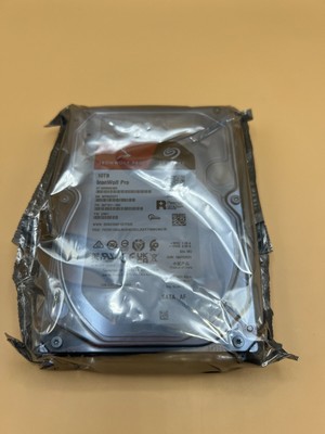 NEW! Seagate IronWolf Pro 10 TB 3.5'' internal Hard Drive ST10000NE000 3AP101-500