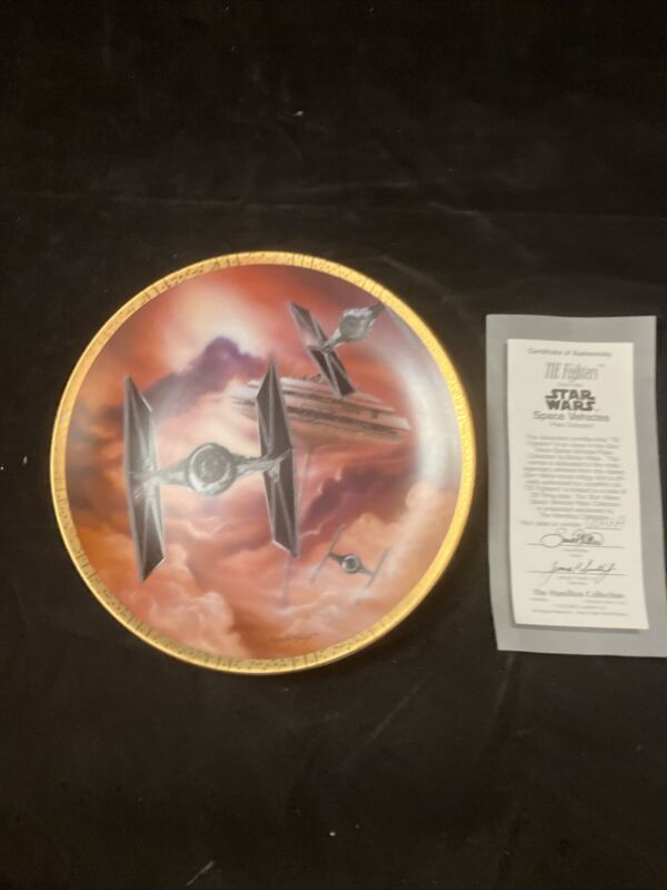 1995 Hamilton Collection Star Wars Space Vehicles TIE Fighters Plate w/COA.