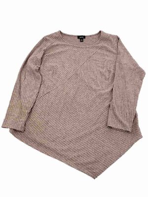 Womens Plus Winter Rose Ribbed Asymmetrical Triangle Hem Sweater