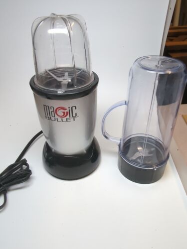 Magic Bullet MB1001 Blender Low Use TESTED 2 Containers 2 Choppers Clean Works