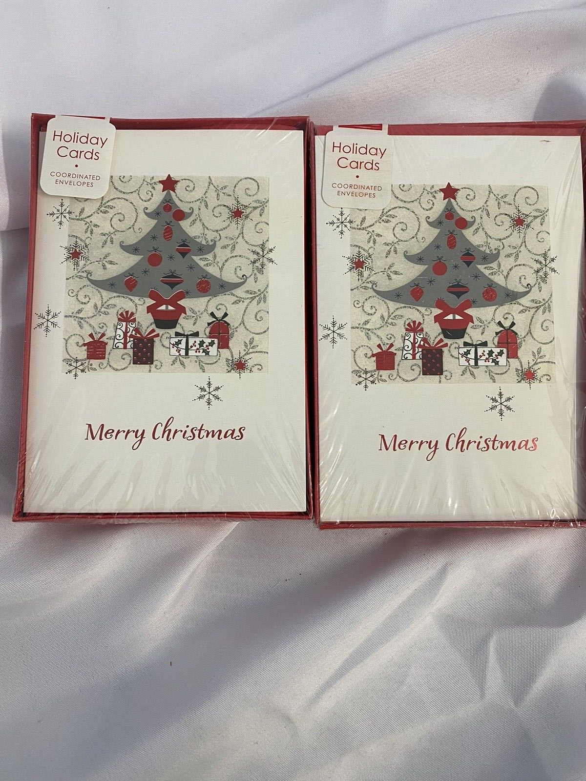 Paper Magic Group 32 Christmas, Holiday Cards, 32 Envelopes Christmas Tree