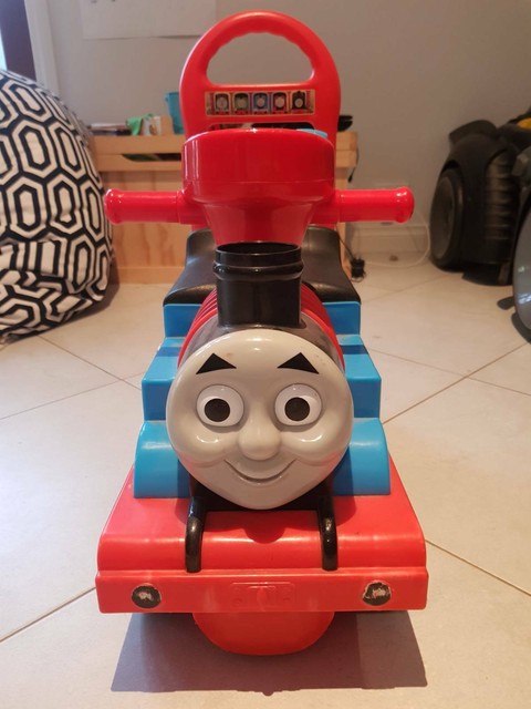 thomas the tank engine walker