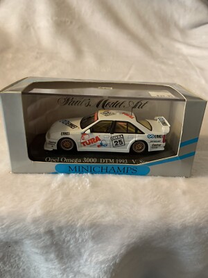 1:43 diecast Minichamps Opel Omega EVO #25, DTM 1993, V. Strycek           (219)