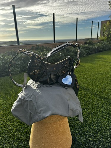 $_12.JPG?set_id=880000500F