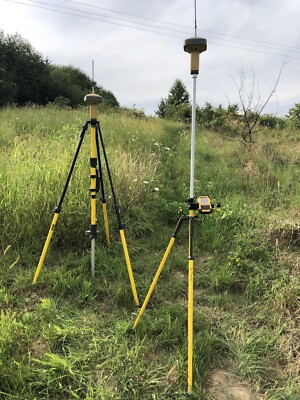Used set Topcon GR-5 gps glonass  RTK UHF 450-470 MHz GSM bluetooth no return