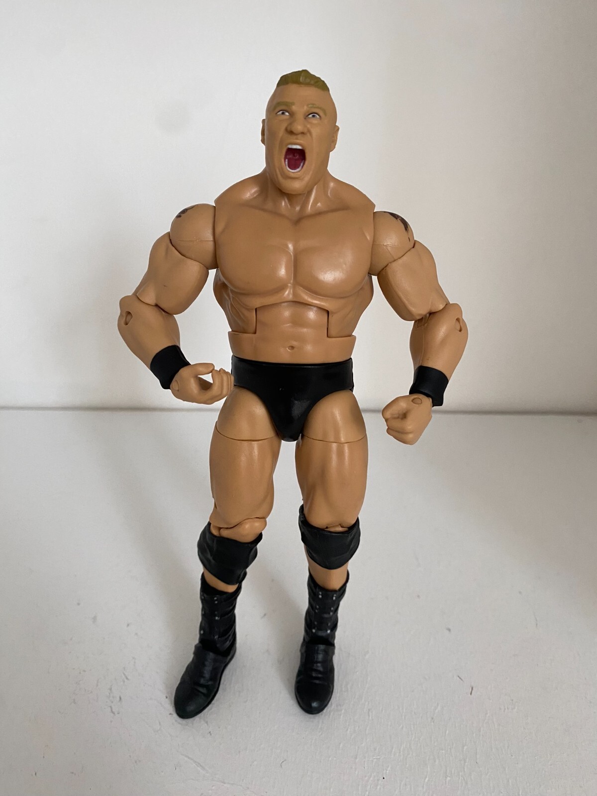 WWE BROCK LESNAR MATTEL ELITE WRESTLEMANIA 32 SERIES