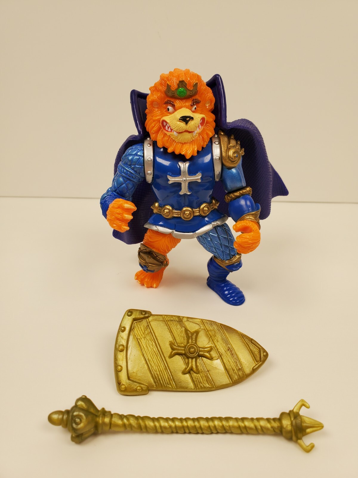 値引き中　タートルズ　TMNT キングライオンハート フィギュア タートルズ TMNT キングライオンハート フィギュア 値引き中