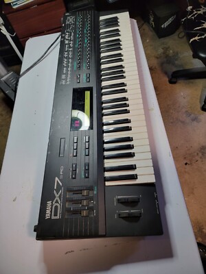 Yamaha DX7 II FD