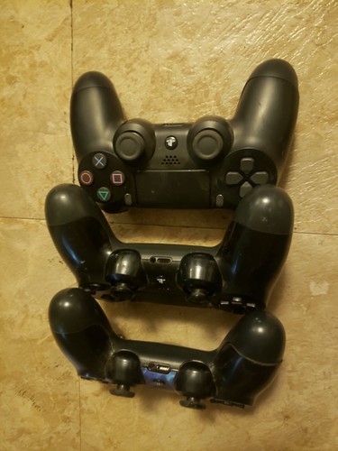 Lot of 3 Sony Playstation 4 Wireless PS4 Controllers FOR REPAIR OR PARTS