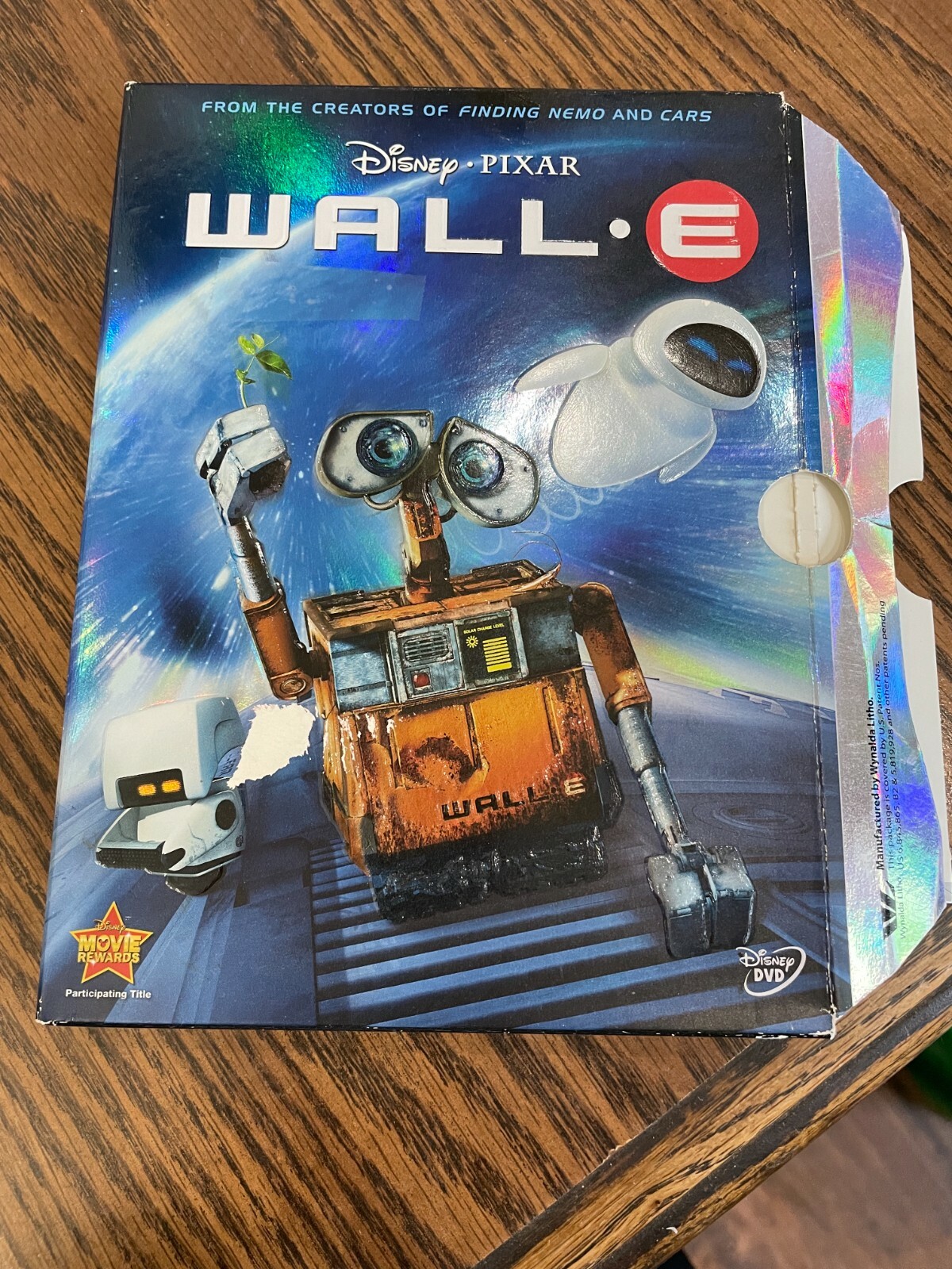 その他 Breaking the Fourth Wall [DVD] Easter Egg in S5 E12 found today. Fourth wall break DVD of