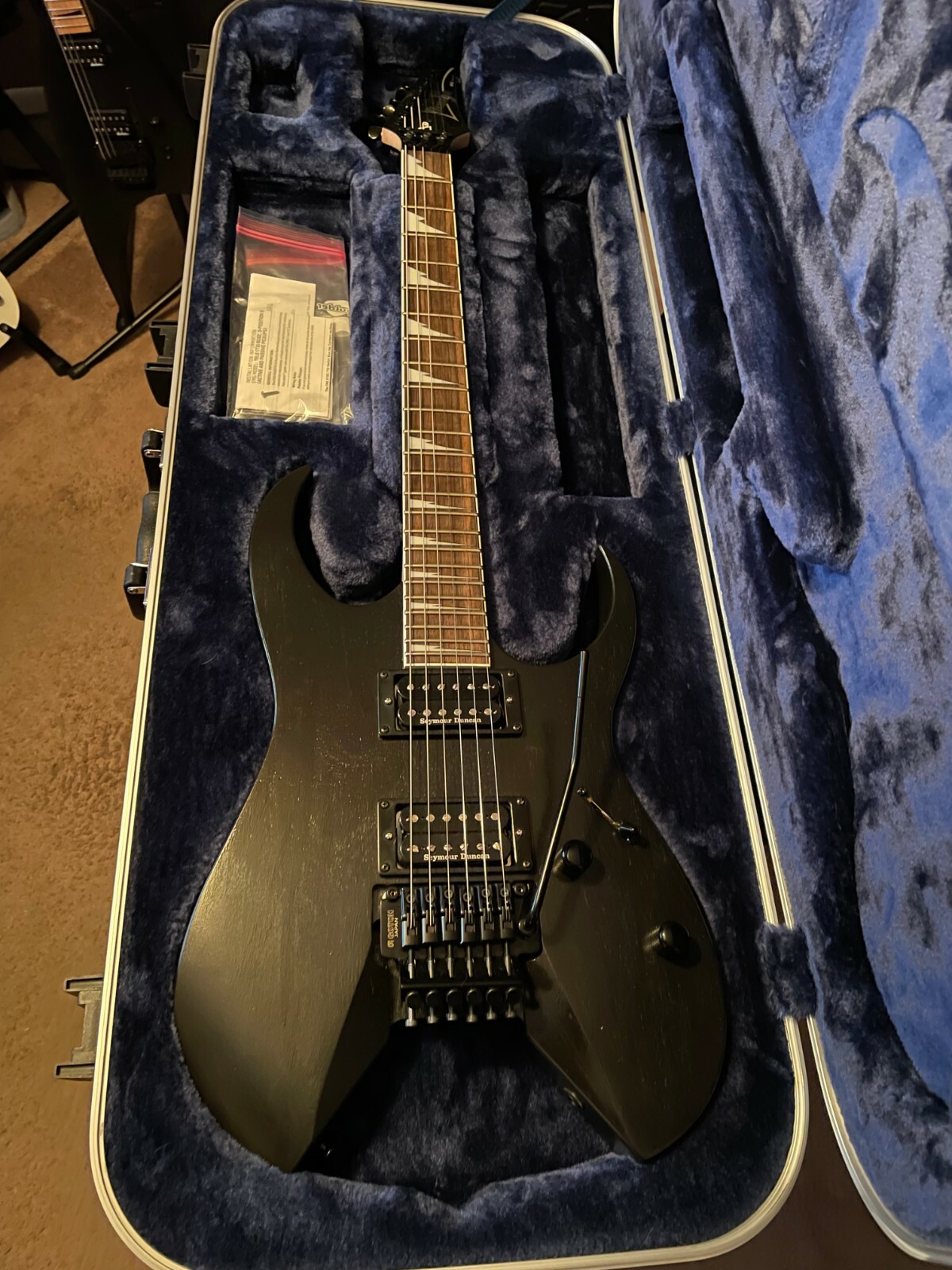 Ibanez RG 370DX Matte Black Voyager bodyのeBay公認海外通販｜セカイモン