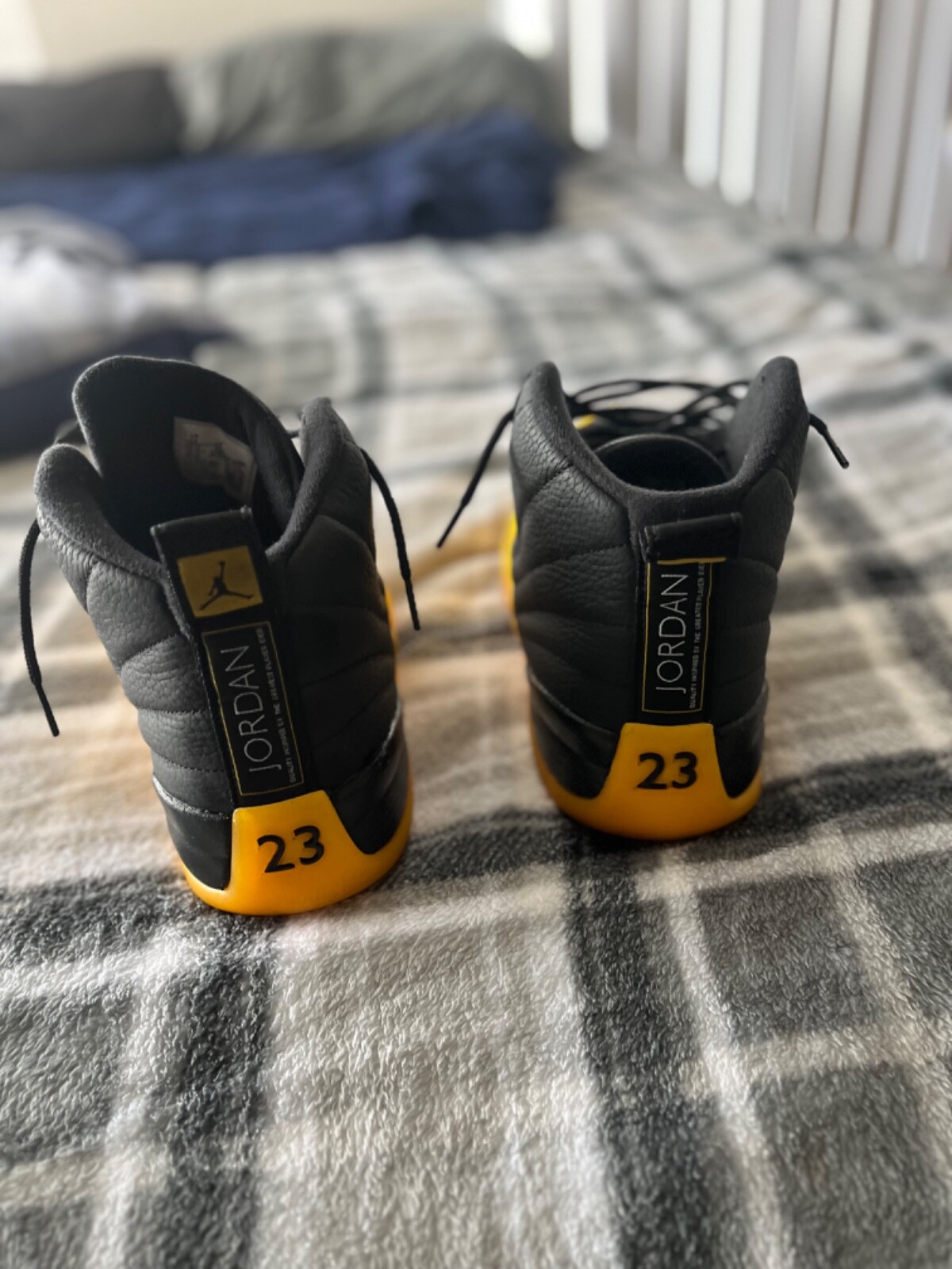 air jordan 12 university gold real vs fake