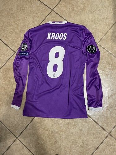 未使用タグ付14-15 RealMadrid KROOS 8番　 $_12.JPG?set_id=880000500F