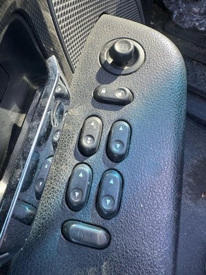 04 05 06 07 08 FORD PICKUP F150 Door Window Switch Front