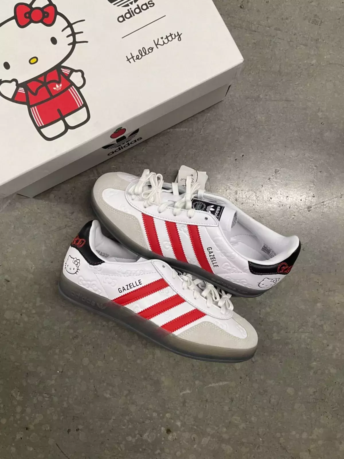 Adidas Gazelle Hello Kitty スニーカー $_57.PNG?set_id=880000500F