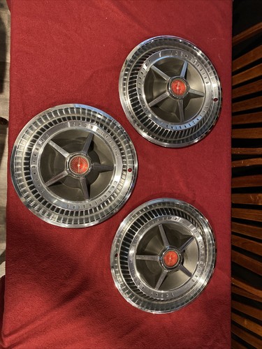 Ford automotive 1966 Thunderbird 3-Hub caps, Selling