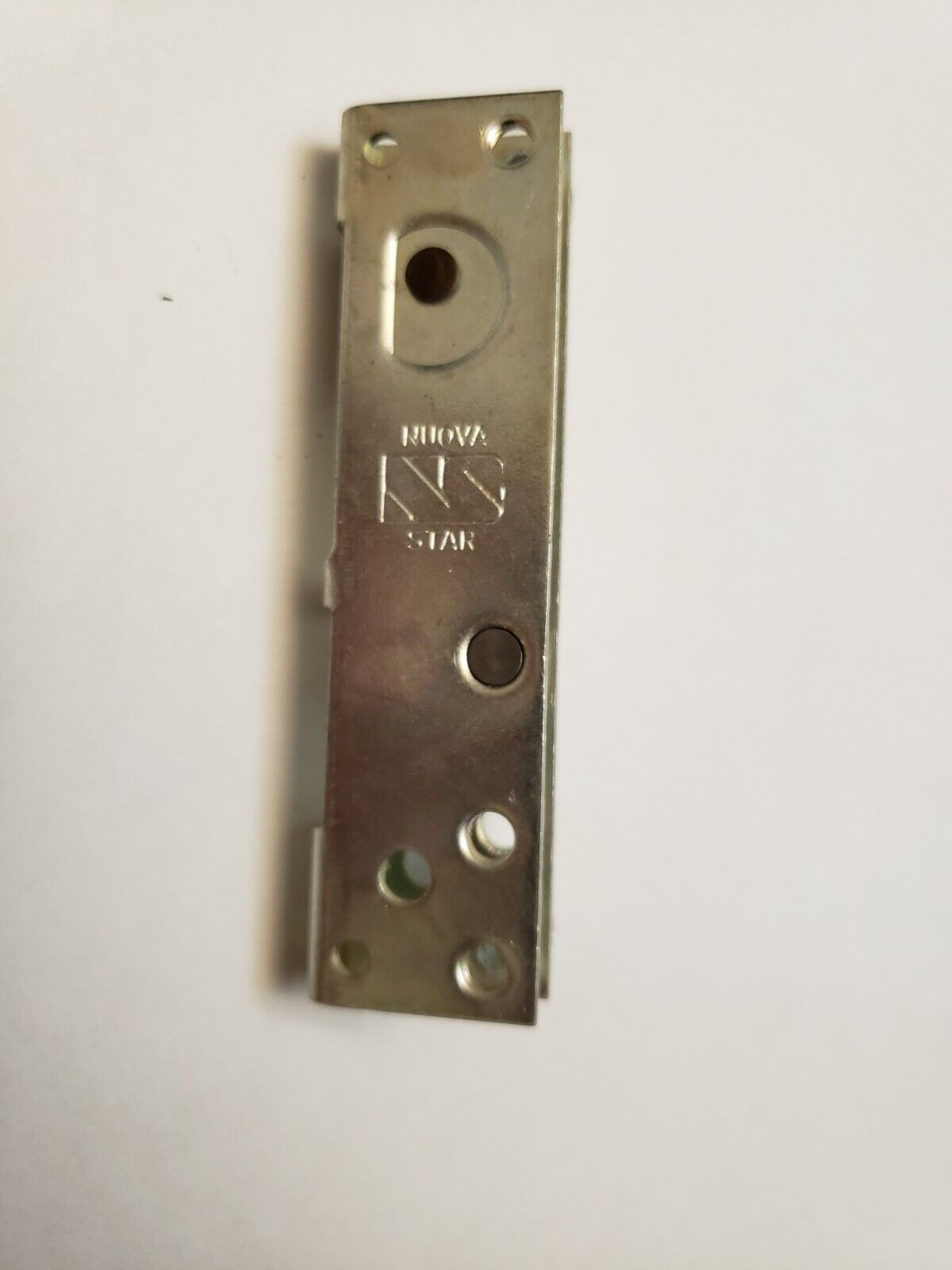 701039 / 82851 Dacor Oven range Door Hinge Receptacle Genuine OEM DE81-05658A 701039 / 82851 Dacor Oven range Door Hinge Receptacle Genuine OEM DE81-05658A