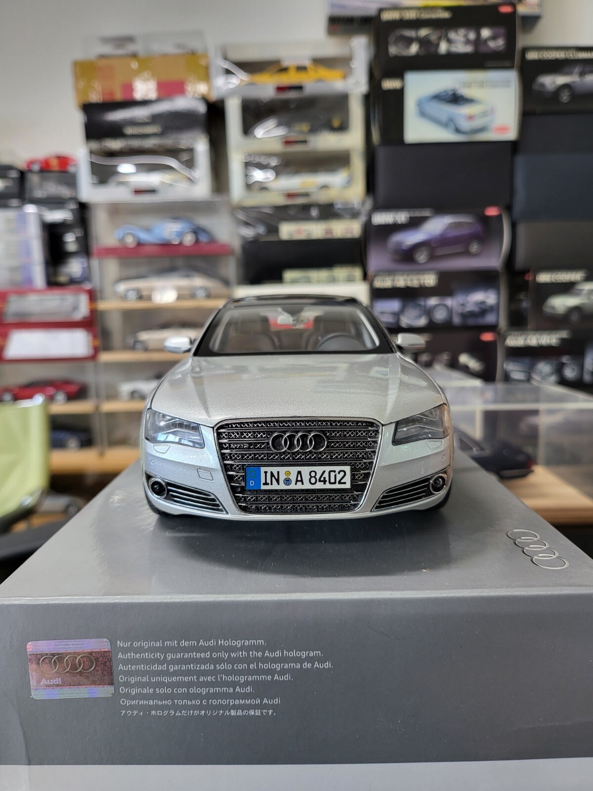 audi A8 L W12 京商 AUTOart Kyosho 1:18 Audi A8 L W12 Year 2010 silver 09231CS model car