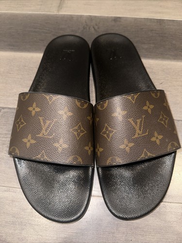 VIP Sale◆LiousVuitton◆入手困難MULE WATERFRONTお洒落決定版 LOUIS VUITTON MEN'S WATERFRONT MULE. SIZE US 11 N / LV 10 N