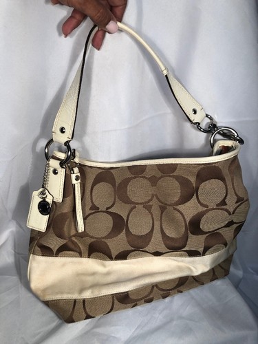 バッグ Coach Signature Khaki Canvas Hobo Bag $_12.JPG?set_id=880000500F