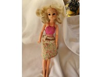 sindy trendy girl