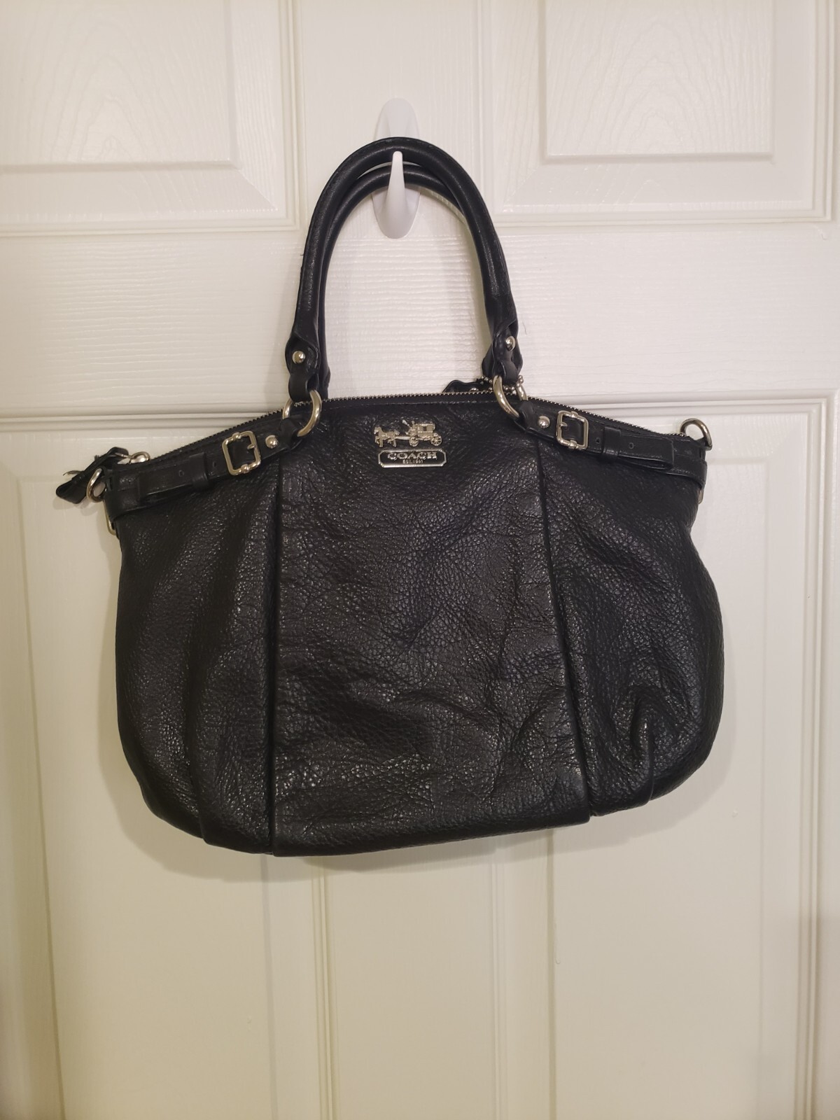 Coach Black Leather Purse Handbag F1120-18609 Madison Sophia