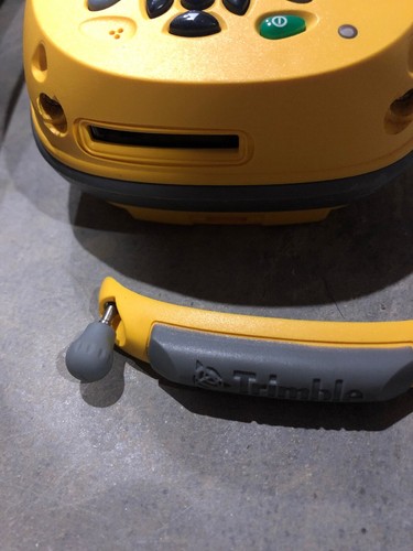 Trimble Geo XH 2008 Series GNSS GPS Data Collector w/ Charger Base And Adapter