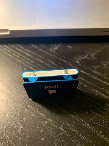 iPod Shuffle Blue