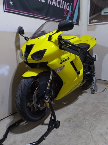 Kawasaki OEM Yellow Seat Cowl Ninja ZX 6R ZX6R 07-08 OEM Kawasaki OEM Yellow Seat Cowl Ninja ZX 6R ZX6R 07-08 OEM