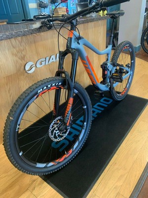 giant boulder mountain bike 2018