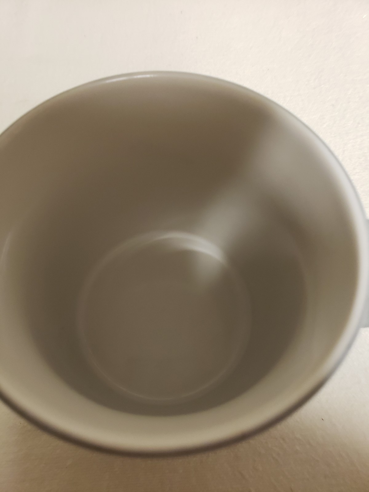 Starbucks 2016 Anniversary Siren Mermaid Gold Crown White Coffee Mug. 14 fl oz.