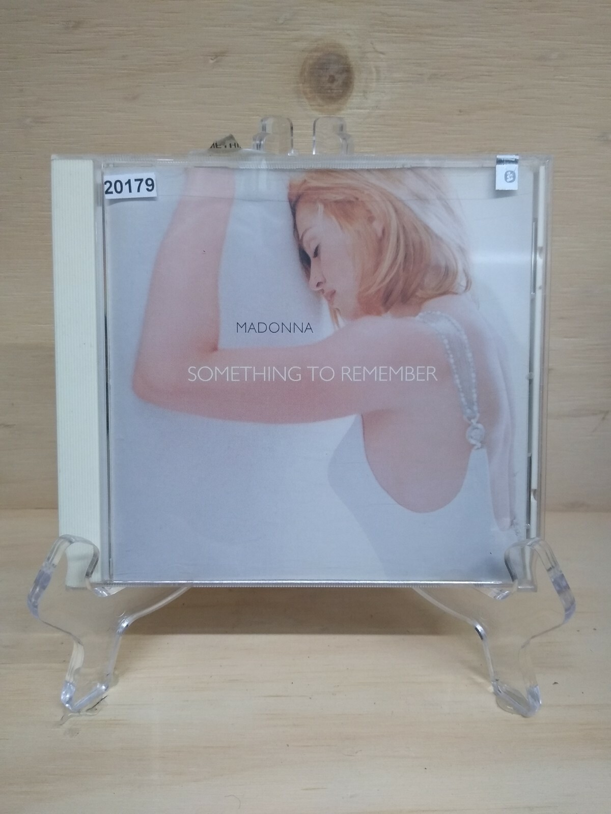 国内盤マドンナ 「SOMETHING TO REMEMBER」 1995年未開封 国内盤マドンナ 「SOMETHING TO REMEMBER」 1995年未開封 国内盤
