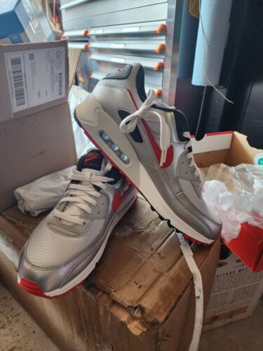 Nike Air Max 90 Silver Bullet Icons Photon Dust University Nike Air Max 90 Silver Bullet Icons Photon Dust University
