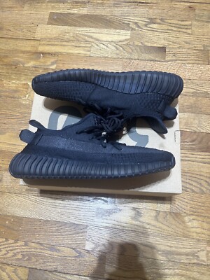 Size 10 - adidas Yeezy Boost 350 V2 Low Onyx