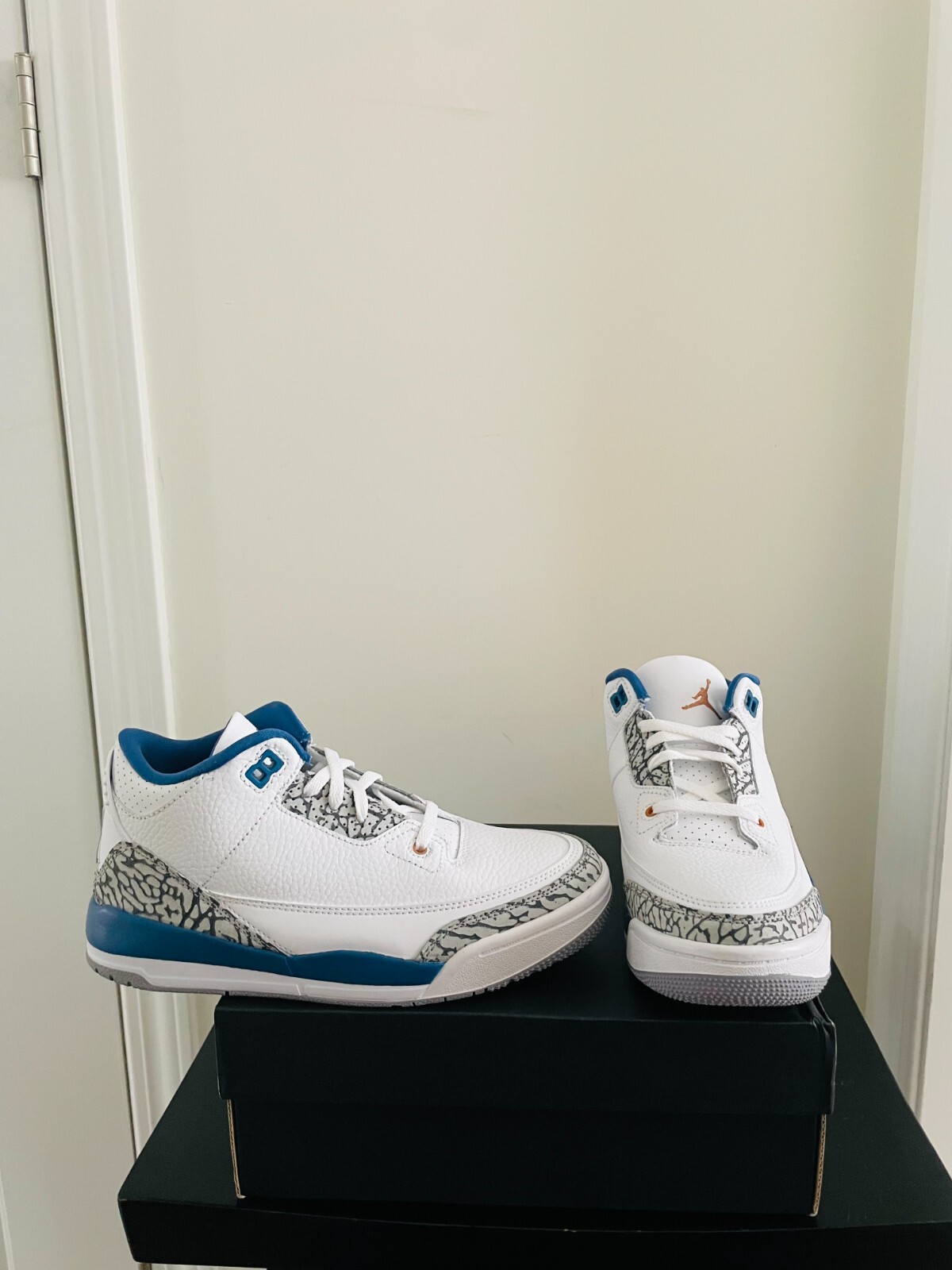 Nike Air Jordan 3 Retro (PS) Size 13c White/Metallic Copper