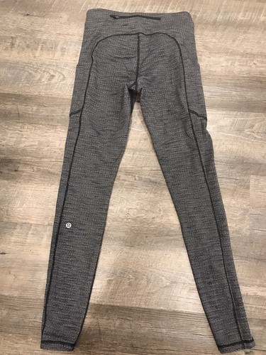 LULULEMON Speed Up Tight 28 LULULEMON Speed Up Tight 28