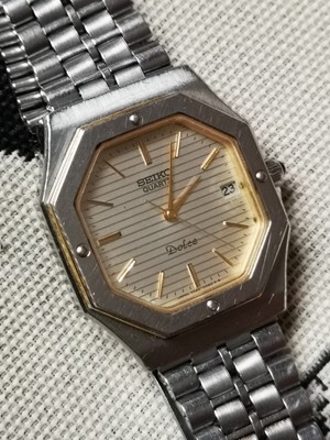 Seiko Dolce square Unisex Date Quartz watch 9522-5020 / 1982 Seiko Dolce square Unisex Date Quartz watch 9522-5020 / 1982
