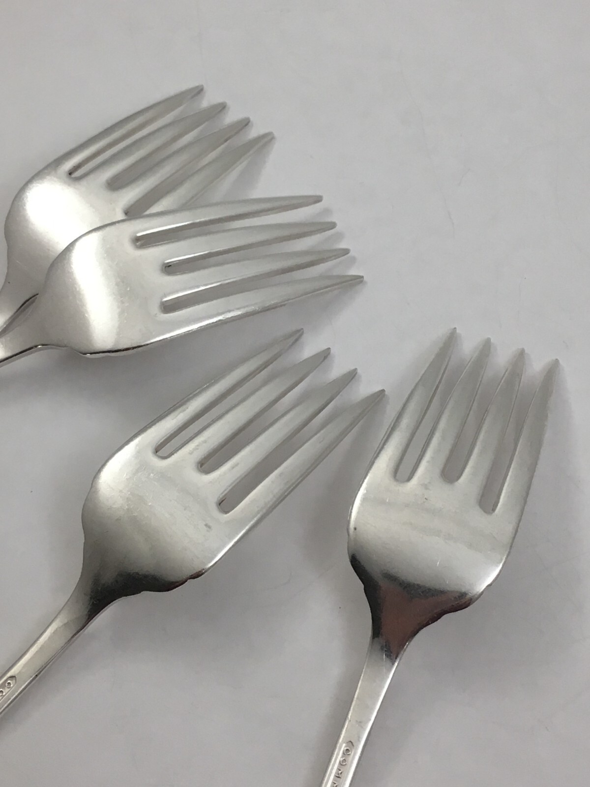 Oneida Community LADY HAMILTON 4 Salad Forks Silverplate 1932 Silverware